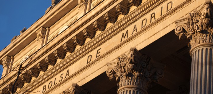 El Ibex cierra la semana con un rebote acumulado del 3,92%