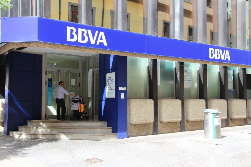 BBVA cae más de un -5% tras su ampliación para financiar la compra del banco turco Garanti