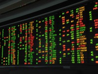 El Ibex llega a tocar los 11.000 puntos en la sesión