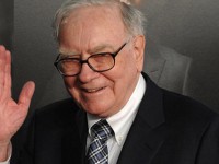 Cinco consejos de Warren Buffett aplicados al ahorro familiar