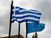 El Ibex rebota más de un 2% en medio del optimismo en torno a Grecia