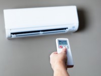 Que el aire acondicionado no te deje helado… al llegar la factura de la luz