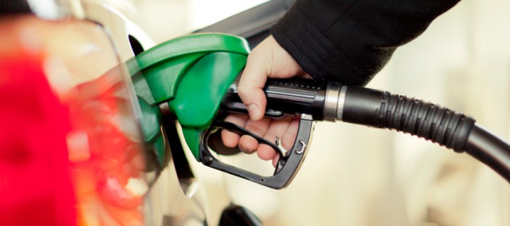 La bajada del precio del petróleo y cómo voy a notarla en mis gastos