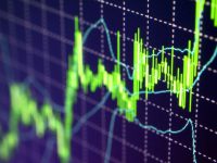 El Ibex acaba la semana por encima de los 8.700 puntos