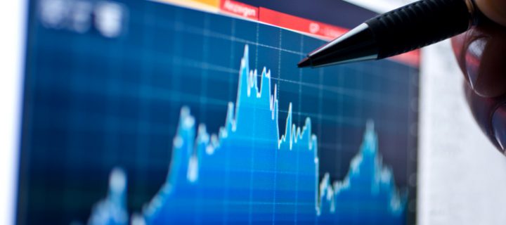 El Ibex 35 recupera gran parte de sus caídas del lunes