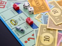 Aprendiendo a gestionar tu dinero con juegos de mesa: no todo acaba en el Monopoly