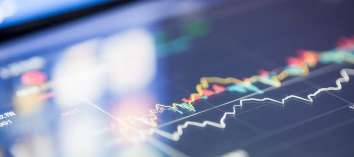 Las ventajas y desventajas de invertir en la recta final del año