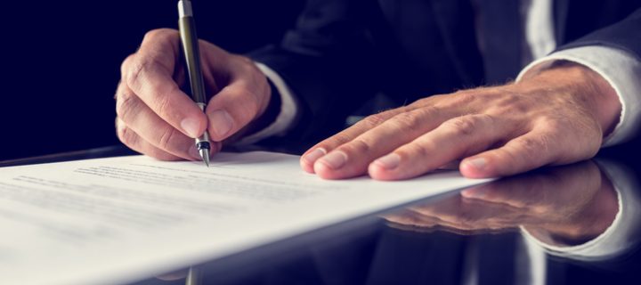 La comisión de custodia, pagando por tener acciones de la Bolsa