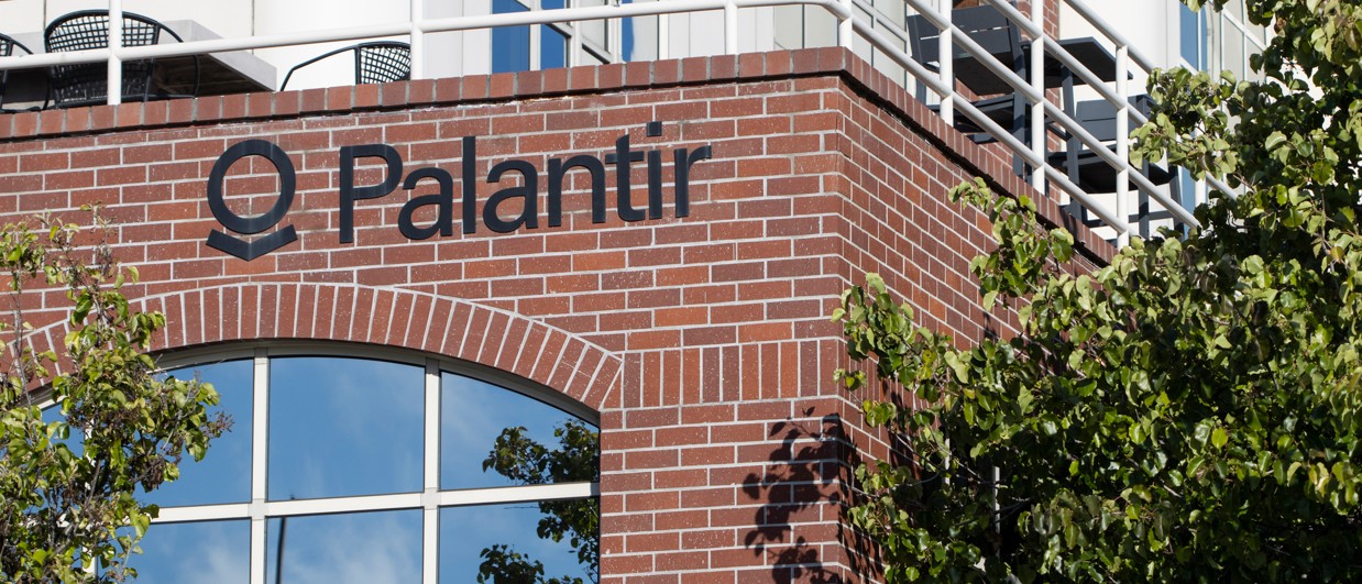 Palantir cae con fuerza pese a cumplir las previsiones